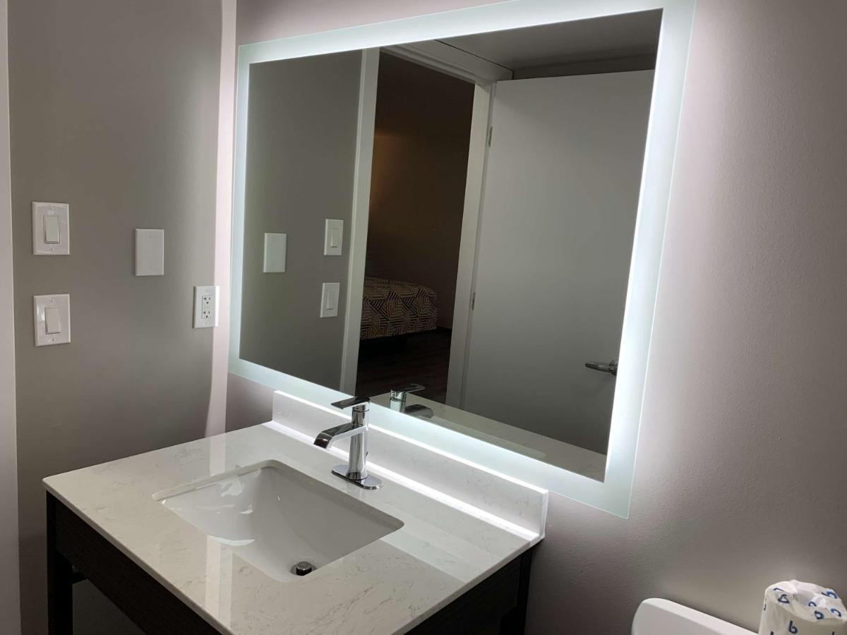 Motel 6 Rockford, Il Zewnętrze zdjęcie